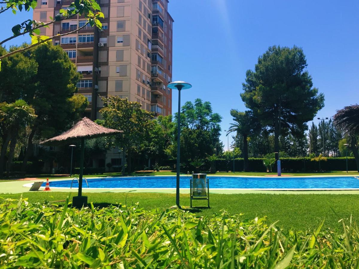The White Apartment: Luxury, Beach And Design 발렌시아 외부 사진