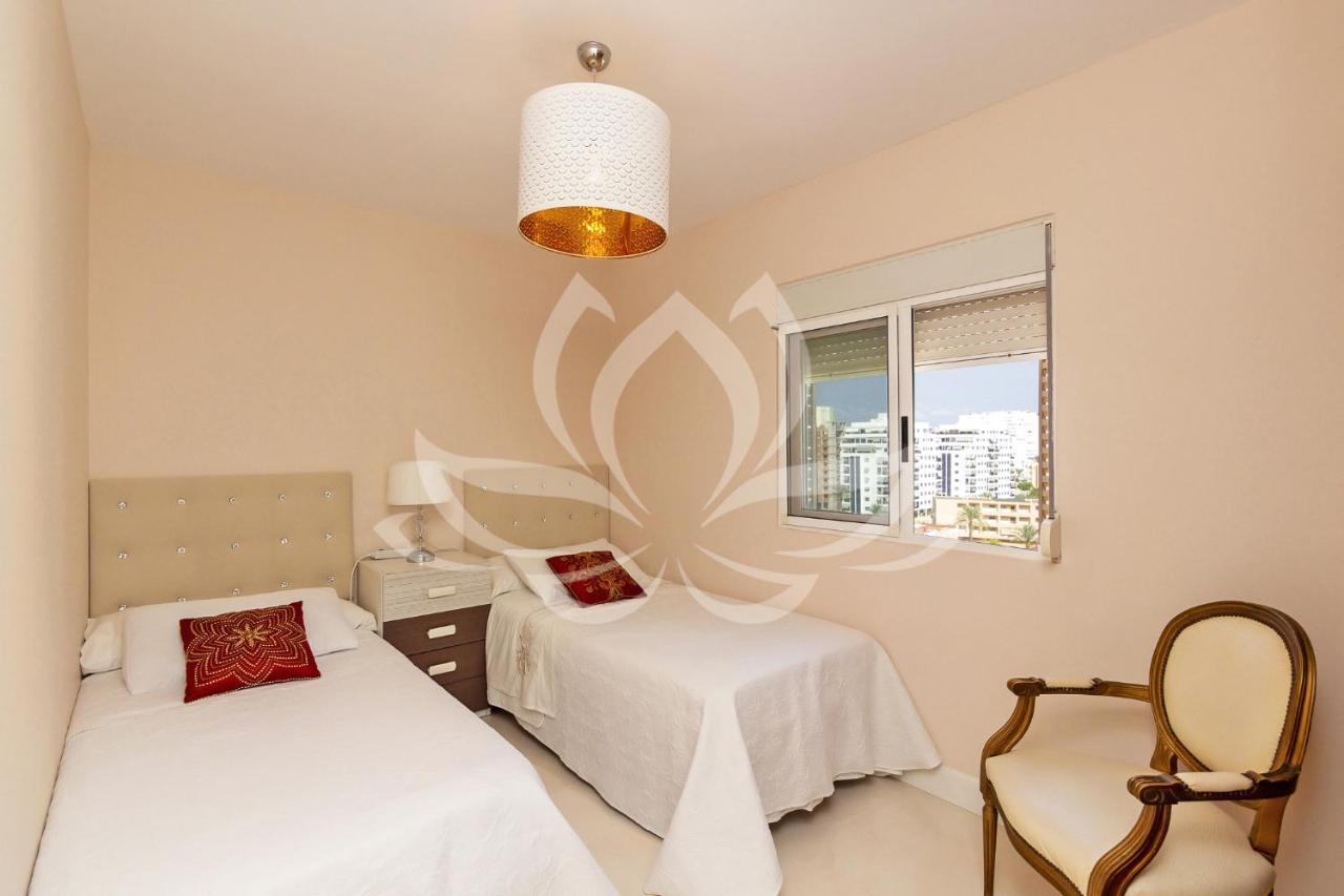 The White Apartment: Luxury, Beach And Design 발렌시아 외부 사진